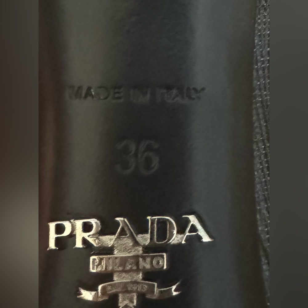 PRADA  patent-leather stiletto pumps NWOT - Picture 13 of 16